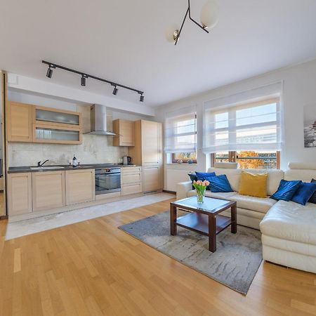 그단스크 Seaside With Sunny Terrace 아파트 외부 사진